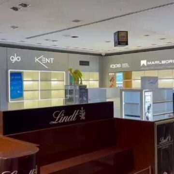 Sunt rafturile goale. De ce au disparut magazinele duty-free de pe Aeroportul Internațional Henri Coandă