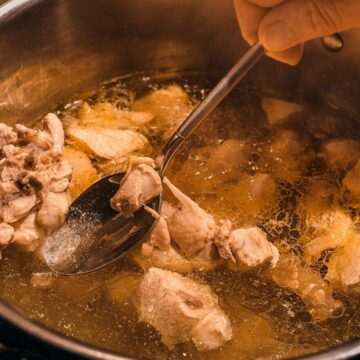 img-202 De ce este important să îndepărtezi spuma din supa de oase