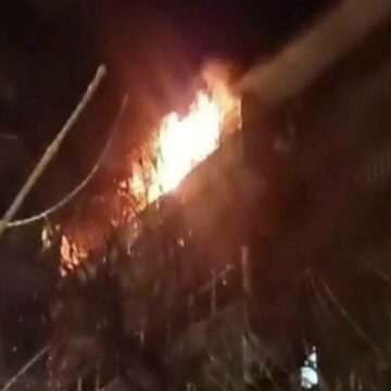 img-248 Incendiu provocat de o lumânare aprinsă în București și Bragadiru