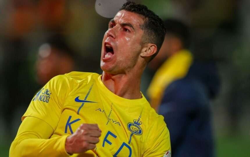img-380 Cristiano Ronaldo amendat și suspendat pentru gest obscen în Arabia Saudită