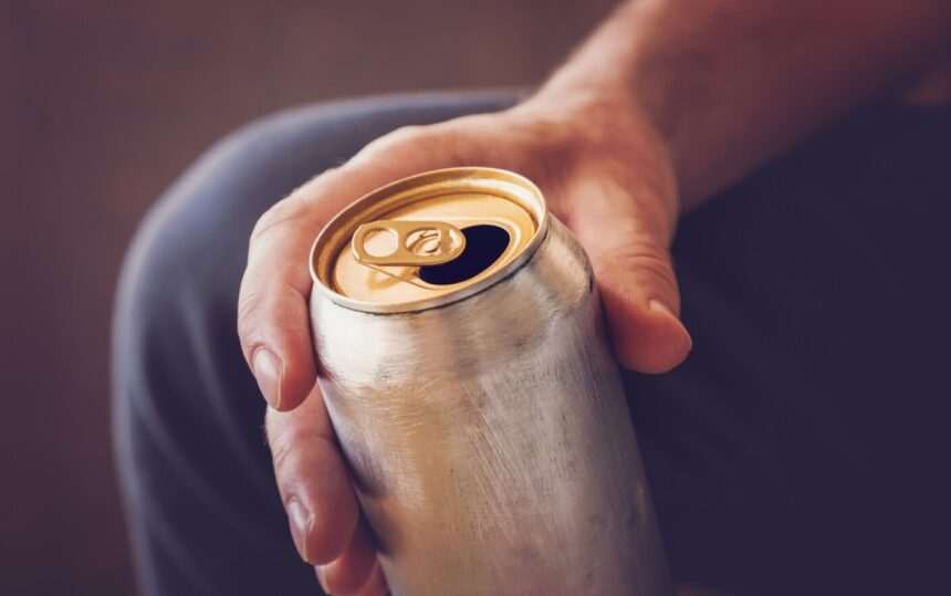 img-384 Elev dus cu ambulanţa la spital, după ce a consumat nicotină la plic şi o băutură energizată şi i s-a făcut rău