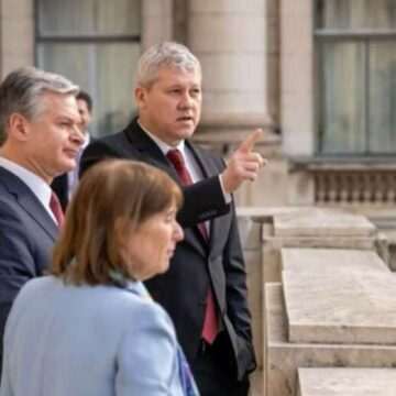 Polițiștii români ar putea fi pregătiți de FBI