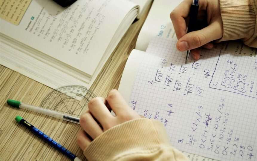 img-88 Dezastru la simularea Evaluării Naționale. 58% dintre elevi au luat sub 5 la Matematică