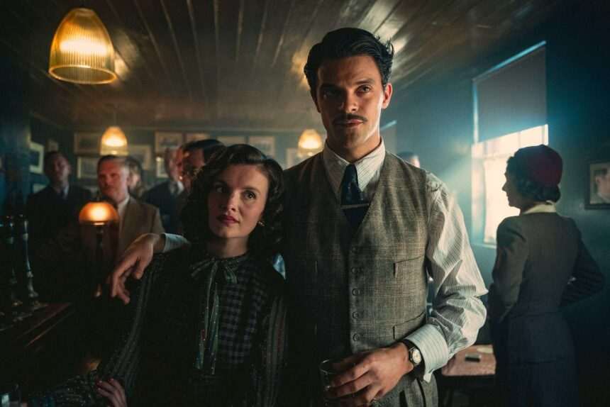 img-93 Bodies – un mister plin de suspans despre călătoria în timp