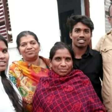 img-1 Reuniunea emoționantă a doi frați cu familia după 13 ani