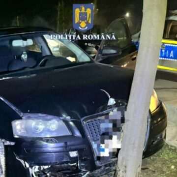 img-1001 Un băiat fără permis a intrat cu mașina furată într-un copac, fugind de poliție, în Constanța