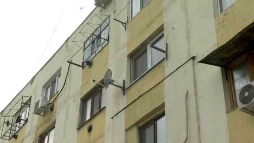 img-1084 Femeia care a sărit de la etajul patru pentru a scăpa de soțul violent