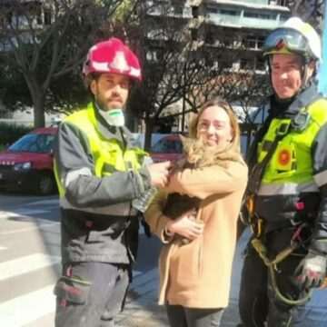 img-120 Pisica Coco a supraviețuit miraculos incendiului din Valencia
