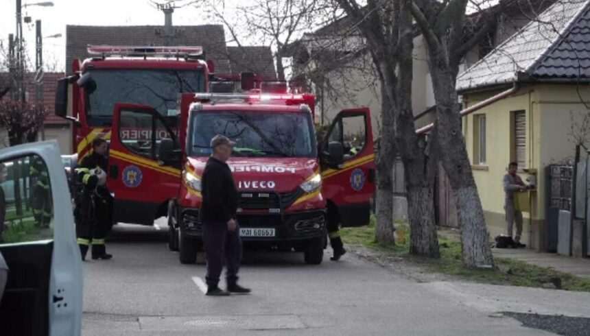 img-1301 Explozie în bucătăria unei case din Timișoara. Doi bătrâni au ajuns la spital