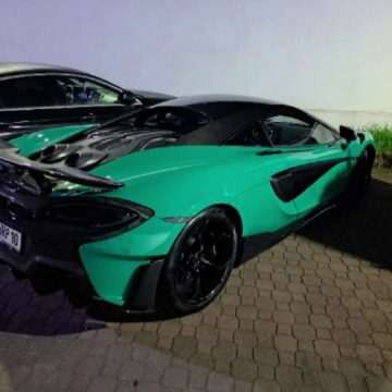 img-131 Șofer drogat la volanul unui bolid de 260.000 de euro, prins pe străzile din Arad. Mașina avea numere false