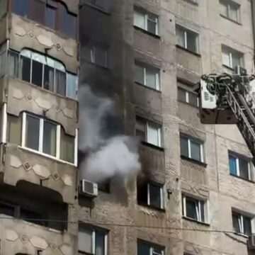 img-1376 Incendiu violent în București: o femeie la ATI și un bărbat cu multiple arsuri