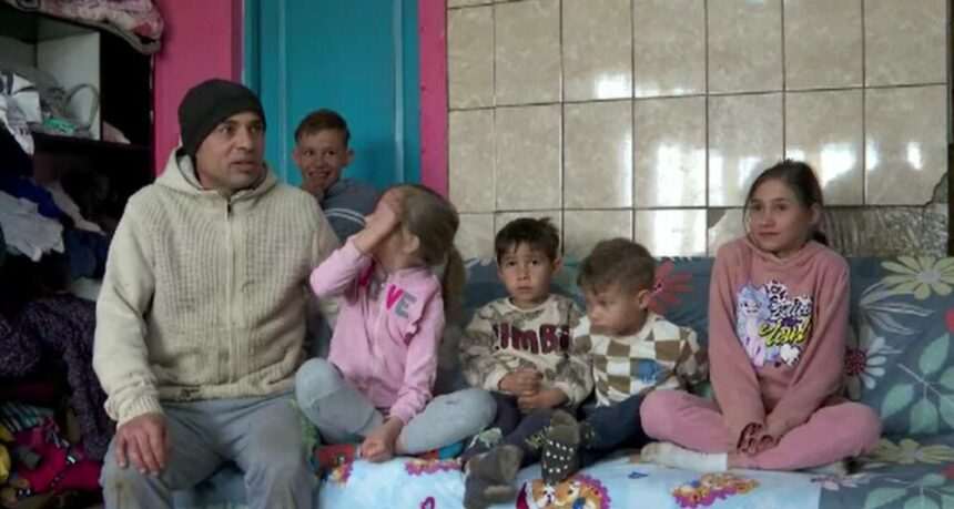 img-1386 Eroul din Iași: tatăl singur care își crește cei 8 copii părăsiți de soție