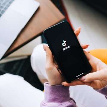 img-1398 Impactul negativ al TikTok asupra tinerilor – un spațiu al teribilismului