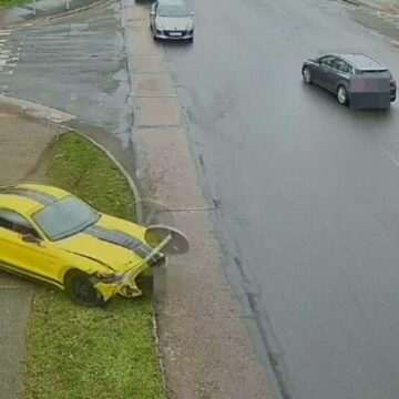 img-1568 Accident spectaculos în Slovacia: Ce a făcut un bărbat după ce a primit cadou de ziua lui o plimbare cu mașina