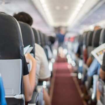 img-1575 Descoperirea unei femei în camerele secrete din interiorul unui avion