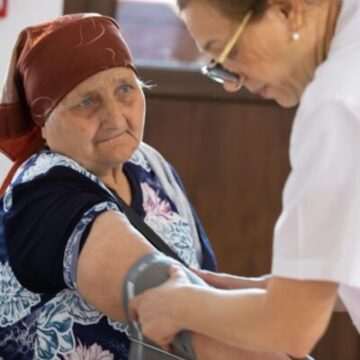 img-1600 Caravana „Sănătatea vine la tine“ – Speranță și prevenție în mediul rural