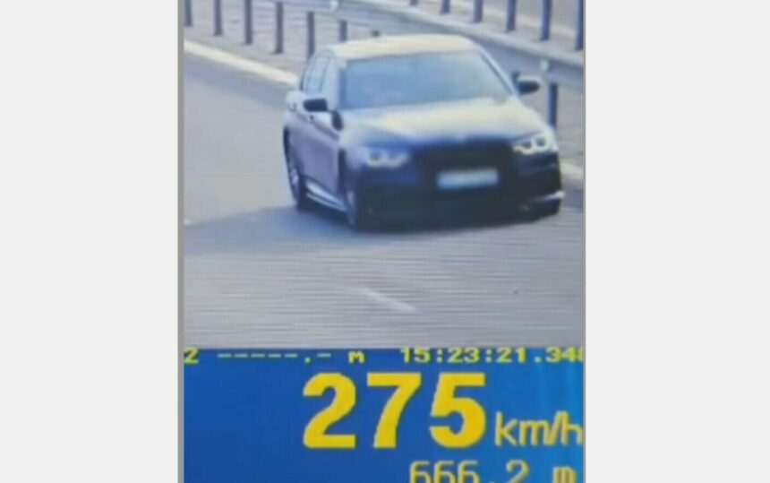 Șofer prins cu 275 km pe oră în Brașov și sancționat cu „permis de odihnă”