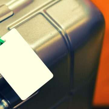 img-1736 Părinții acuzați de trafic internațional de droguri după ce le-a fost schimbată eticheta de la bagaje