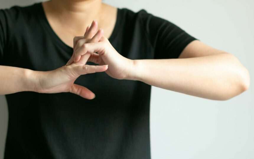 img-233 Ce se întâmplă atunci când îți trosnești degetele. Ce spun medicii
