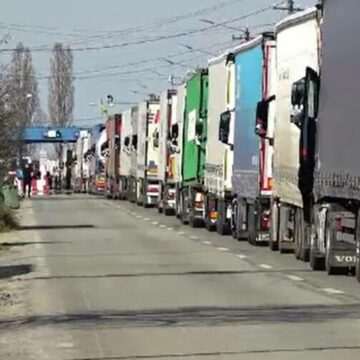 img-242 Protestele fermierilor polonezi au efecte până în România. Traficul rutier de la granița de nord, grav afectat