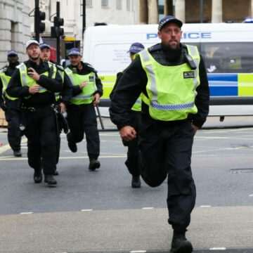 img-272 Statui regale vandalizate în Scoția