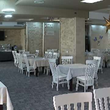 img-307 Patronii afacerilor de pe litoral se întorc la angajații români în locul celor străini