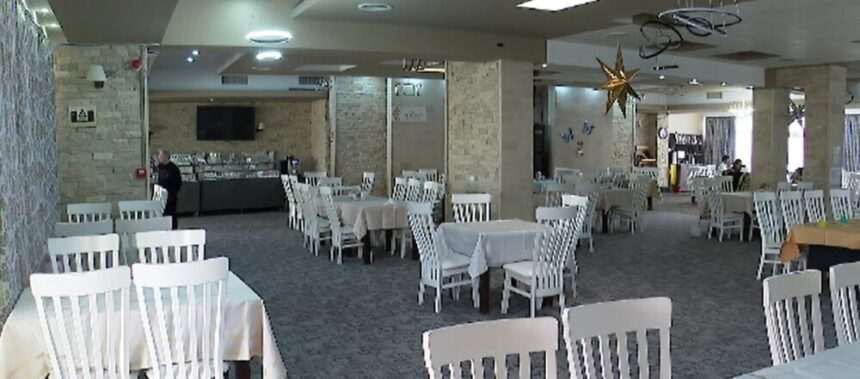 img-307 Patronii afacerilor de pe litoral se întorc la angajații români în locul celor străini