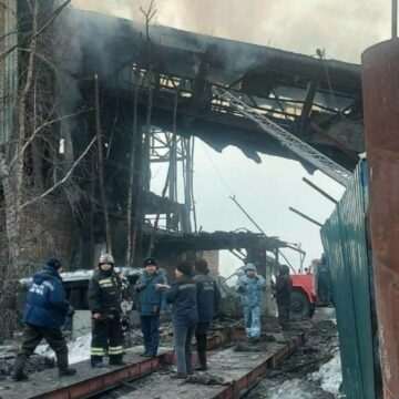 Explozie la centrala electrică din Rusia: trei persoane dispărute, 18 rănite