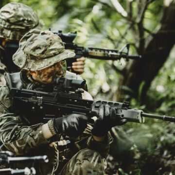 img-325 Cinci membri din trupele speciale SAS, arestați pentru crime de război