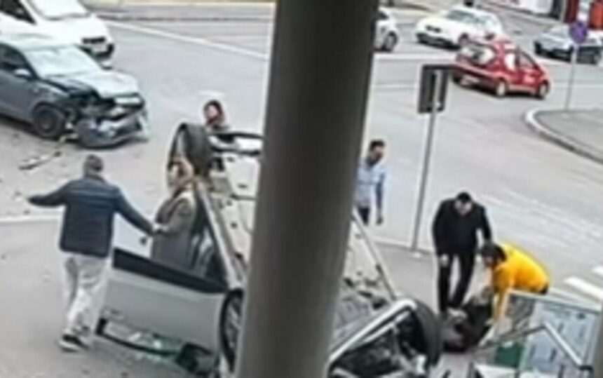 img-339 Accident grav în Brăila: mașini implicate într-un accident, una dintre ele se răstoarnă peste o femeie