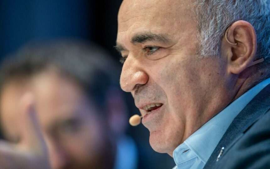img-364 Garry Kasparov – de la campion mondial de șah la terorist și extremist în ochii Kremlinului