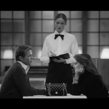 Penelope Cruz și Brad Pitt, surpriza serii la prezentarea casei Chanel de la Săptămâna Modei de la Paris