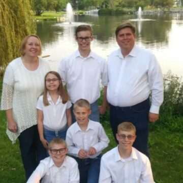 img-4 O familie din SUA este a doua din lume care are trei copii născuți pe 29 februarie