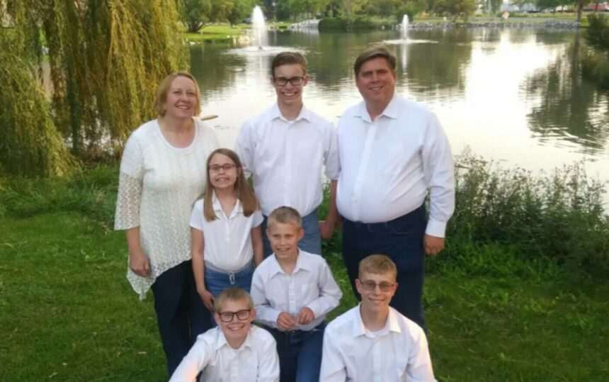 img-4 O familie din SUA este a doua din lume care are trei copii născuți pe 29 februarie