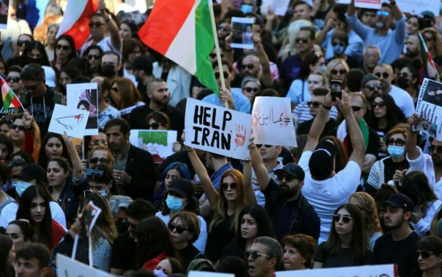 Iranul acuzat de crime împotriva umanității în timpul protestelor din 2022