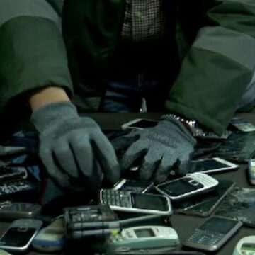 img-496 Comorile ascunse din telefoane, căști și laptopuri