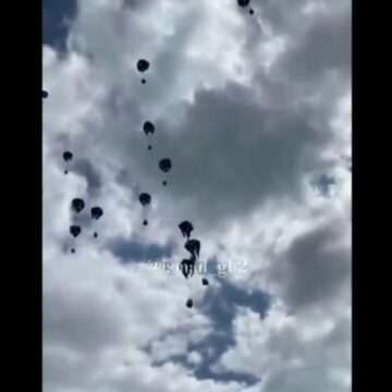 Tragedie în Gaza: Cinci morți și 10 răniți în urma unei parașutări de ajutoare eșuată