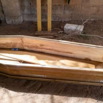 img-510 Înmormântare șocantă: Ceremonia anulată după descoperirea unui fals