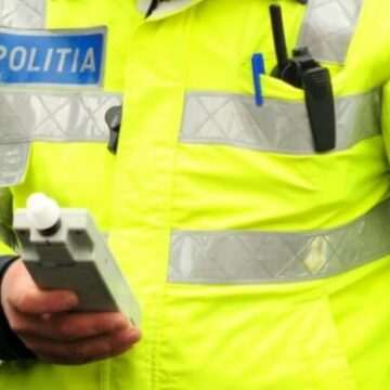 img-520 Un bărbat cu 1,36 alcoolemie şi cu permisul anulat, prins la volanul unei mașini furate, în Maramureş