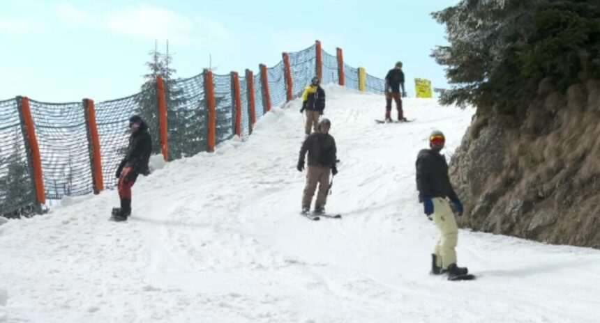 img-548 Pârtiile din țară, luate cu asalt și în martie