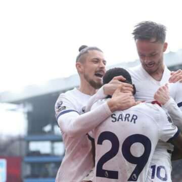 img-580 Radu Drăgușin a contribuit la victoria categorică a lui Tottenham împotriva Aston Villei în Premier League