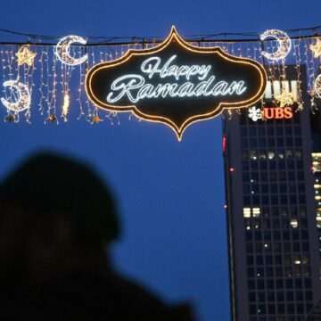 img-590 Orașul Frankfurt aprinde luminile festive cu ocazia Ramadanului