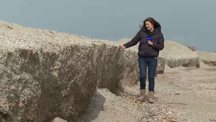 img-625 Dezastru pe plaja din Mamaia: Fenomenul neobișnuit care a creat un zid de nisip