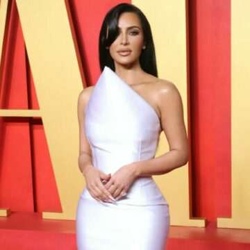 img-633 Kim Kardashian, apariție elegantă la Oscar alături de noul ei iubit. Cum au fost surprinși cei doi