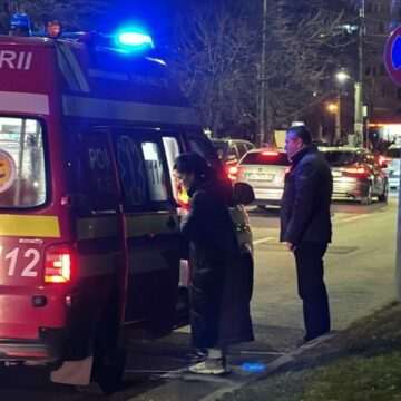 img-75 Accident grav: Copil lovit de o motocicletă în fața unui mall din București