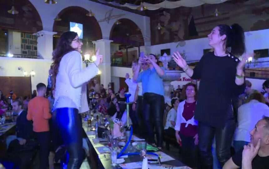 img-80 Cum s-au distrat femeile din București de 1 martie: mărțișoare, flori și petreceri în cluburi