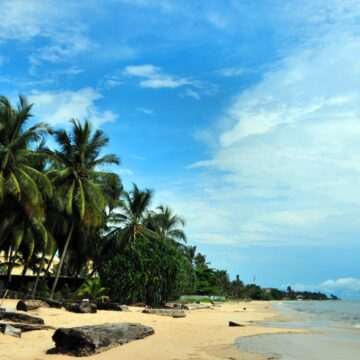 img-802 Tragedie în Gabon: Cel puţin nouă persoane găsite înecate în urma mareelor echinocţiale