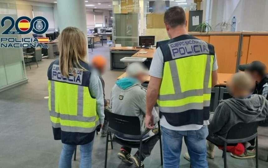 img-90 Trei români din Spania, reținuți pentru trafic de persoane și exploatare prin muncă