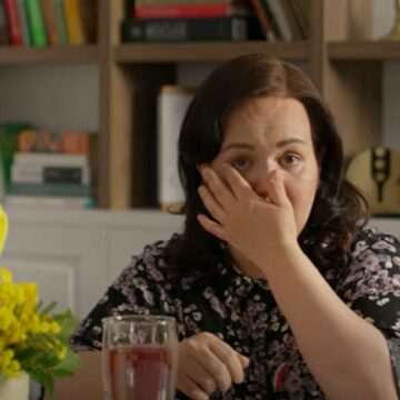 img-91 Jamila, în lacrimi după procesul pe care l-a pierdut în războiul pentru „Eclerul la tavă”