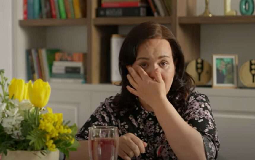 img-91 Jamila, în lacrimi după procesul pe care l-a pierdut în războiul pentru „Eclerul la tavă”